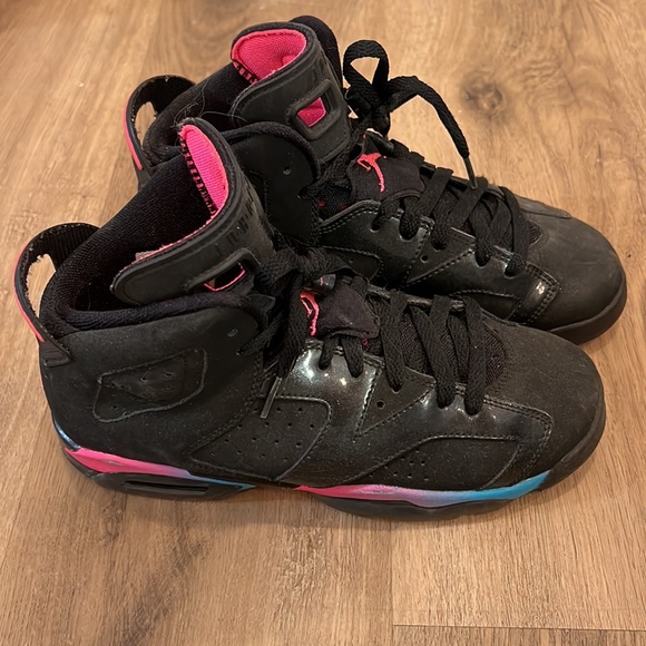 AIR JORDAN 6 RETRO GS 'PINK FLASH’ - Picture 2 of 11